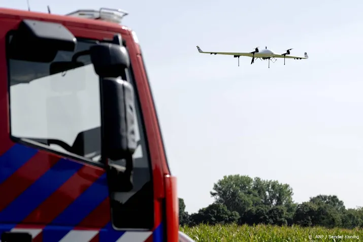 experts bijeen in amsterdam om inzet drone in stad te promoten