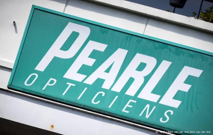 fel bevochten overname moederbedrijf pearle afgerond