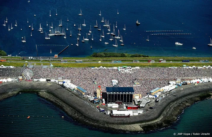festivals bereiden zich voor op zomerhitte