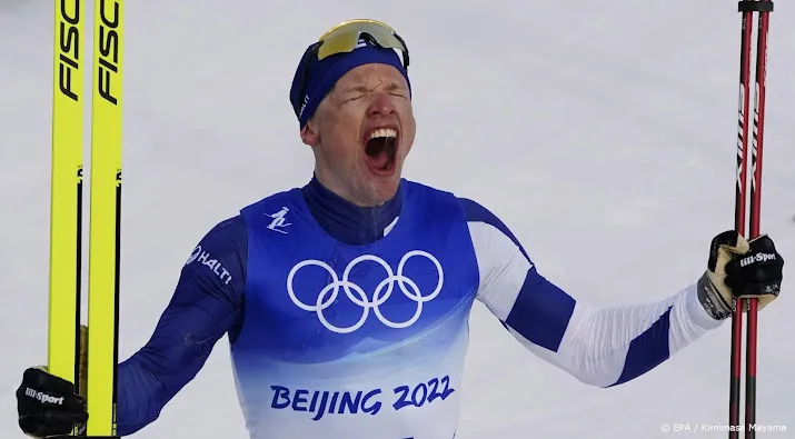 finse langlaufer niskanen pakt voor derde spelen op rij goud