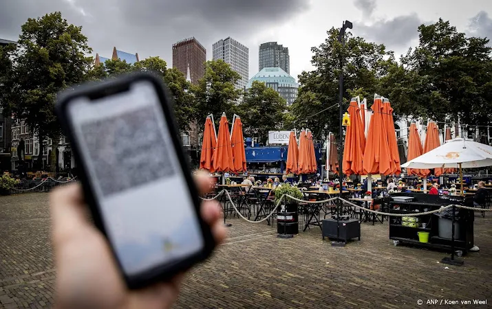 fnv coronacheck in horeca te zware belasting voor personeel