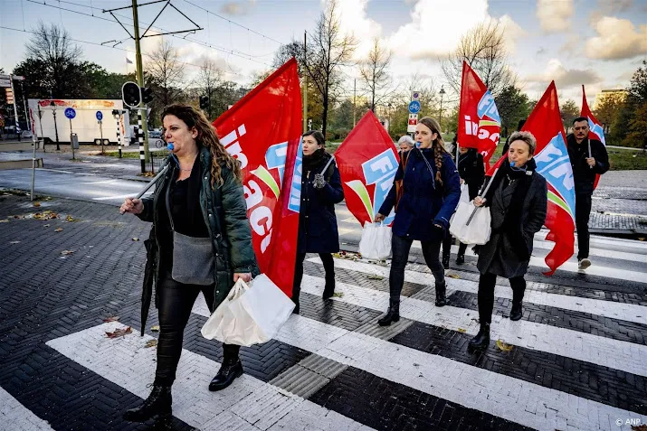 fnv en werkgevers akkoord over nieuw sociaal plan jeugdzorg