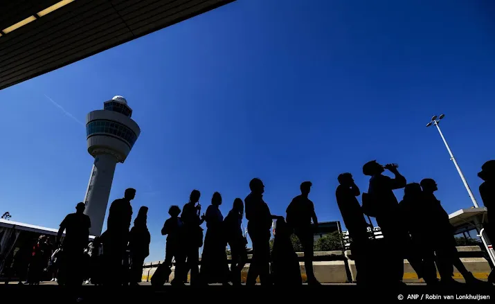 fnv personeel schiphol meer bezorgd over werkdruk en veiligheid
