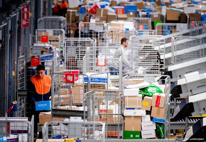fnv uitzendkrachten postnl moeten ook coronabonus krijgen
