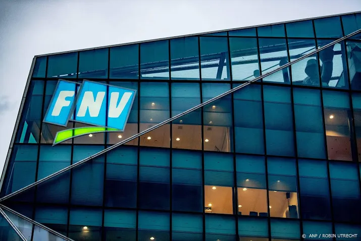 fnv wil veiligere werkomgeving voor winkelmedewerkers