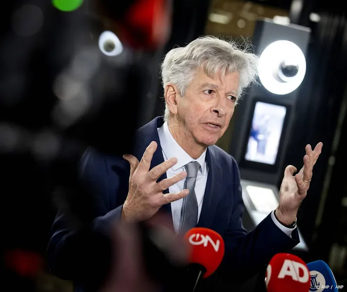 formatiegesprekken maandagmiddag hervat