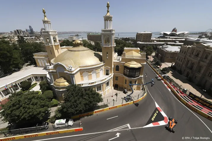 formule 1 in bakoe minuut stil voor overleden kopstuk mclaren