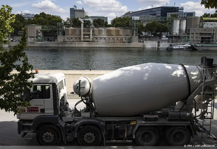 franse cementfabrikant erkent schuld aan steunen terrorisme