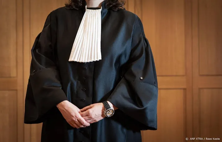 fraudezaak ex voorzitter cor politie hervat