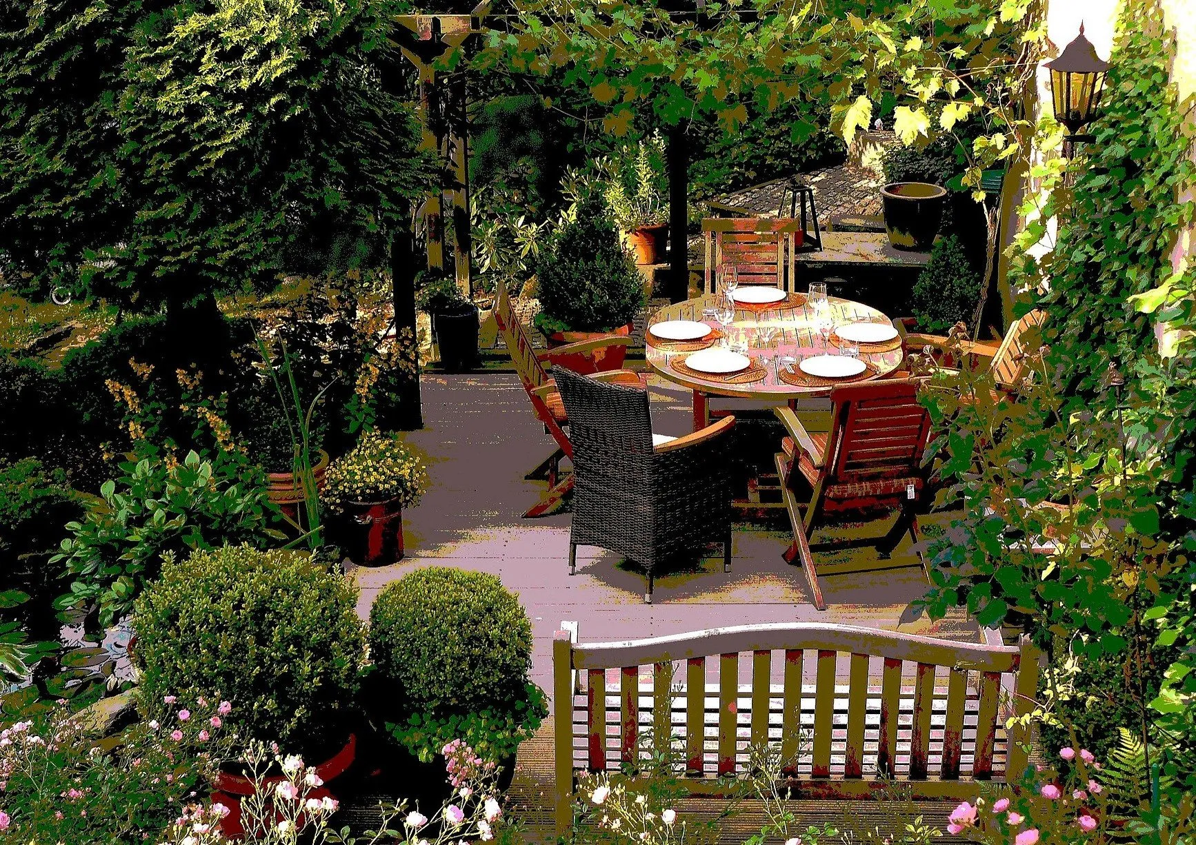 garden 250955 1920