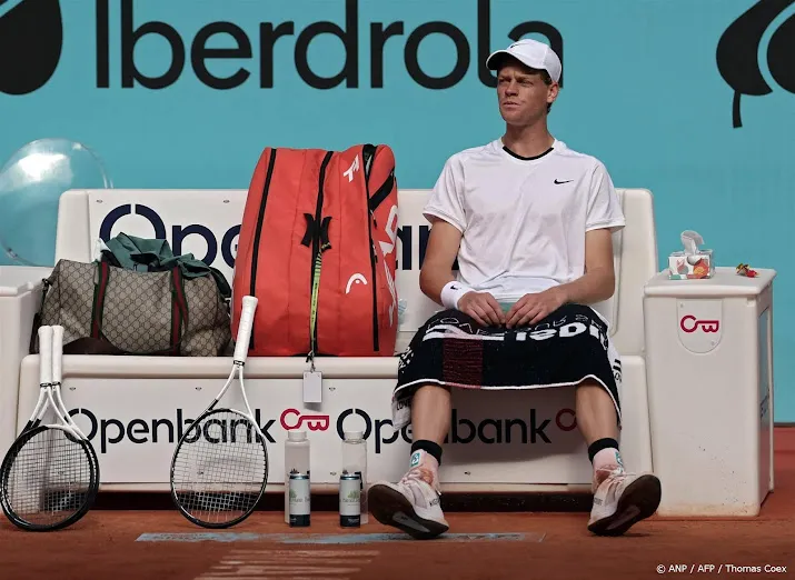 geblesseerde sinner mist tennistoernooi in rome