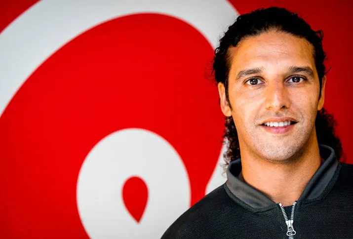 geld terug of wachten op latere tour ali b