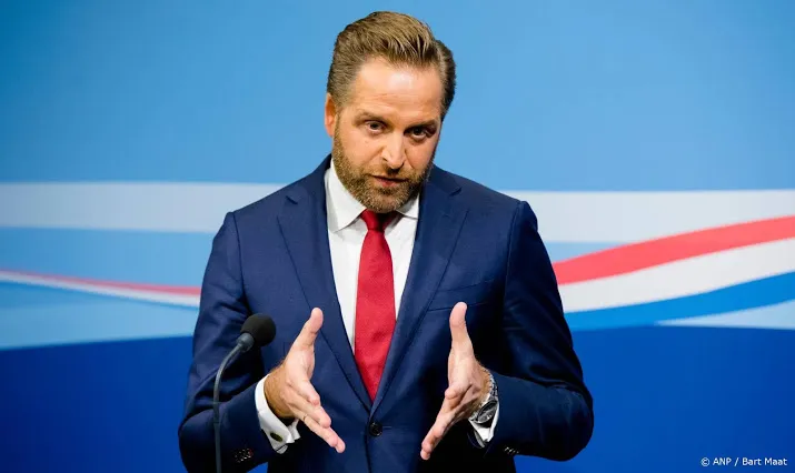 geld voor drie centra tegen huiselijk geweld