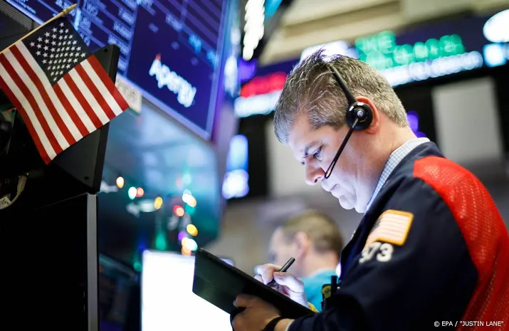 gemengd beeld bij opening wall street