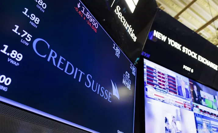 gemengd slot op wall street na geruststelling over credit suisse