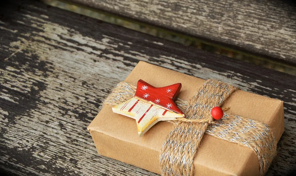 gift 1760870 960 720