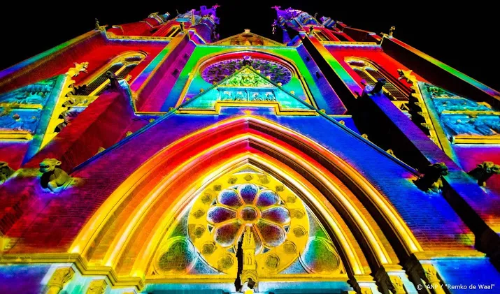 glow zet lichtstad eindhoven in het licht