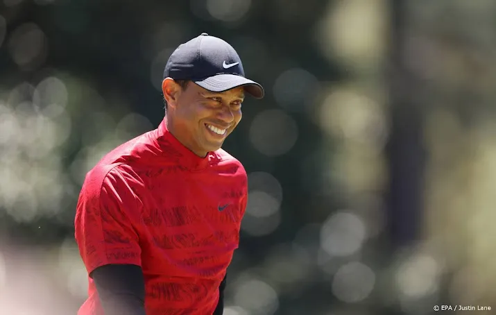 golfer woods naar ierland voor wedstrijd op adare manor