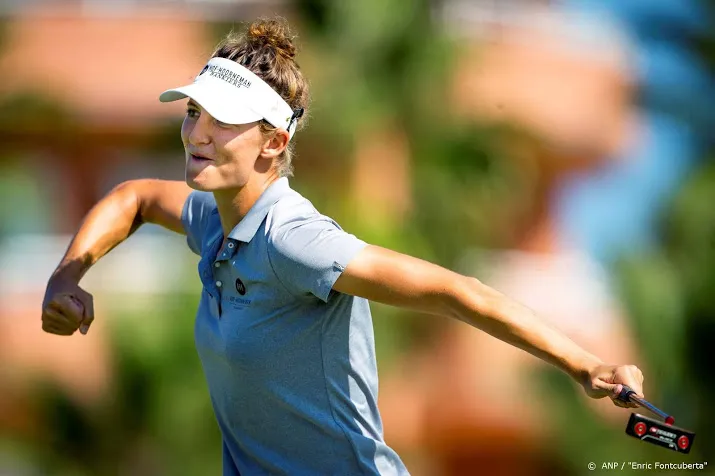 golfster van dam handhaaft zich in top australian classic