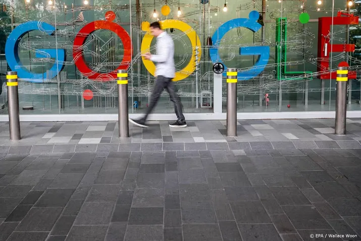 google weert reclames voor dure bemiddeling bij overheidsdiensten