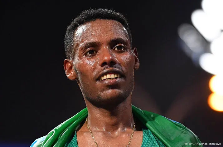 goud ethiopier desisa in nachtelijke marathon
