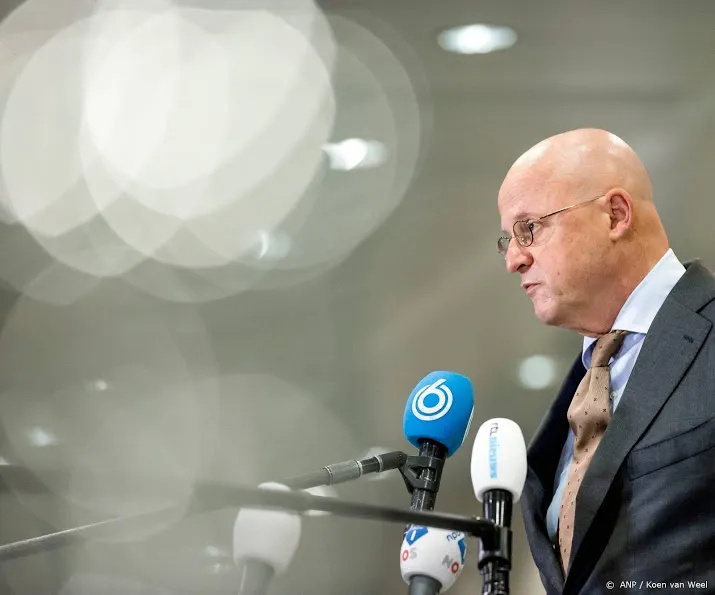 grapperhaus wil verdacht geld makkelijker afpakken