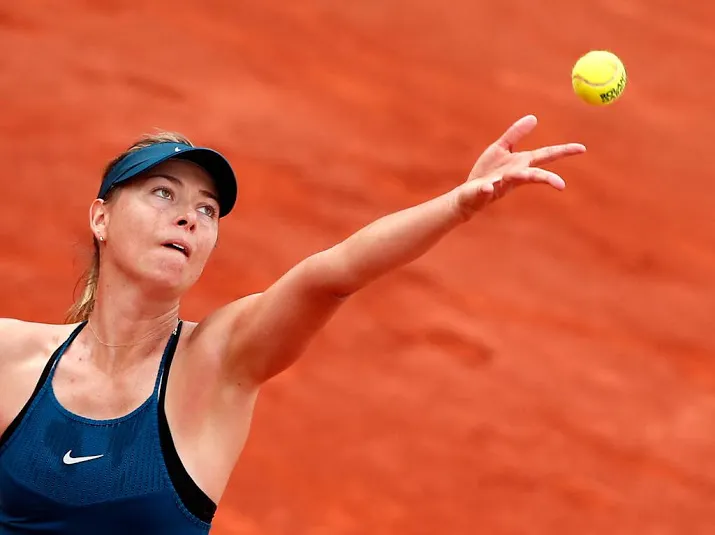 grillige sjarapova in twee sets langs vekic
