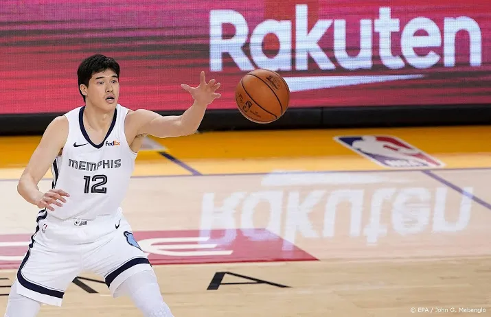 grizzlies op valreep langs rockets