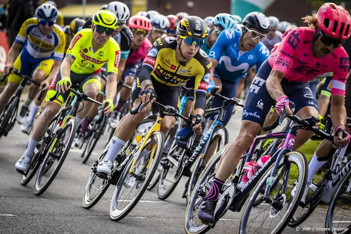 groenewegen sprint naar zege in tweede etappe ronde van slovenie