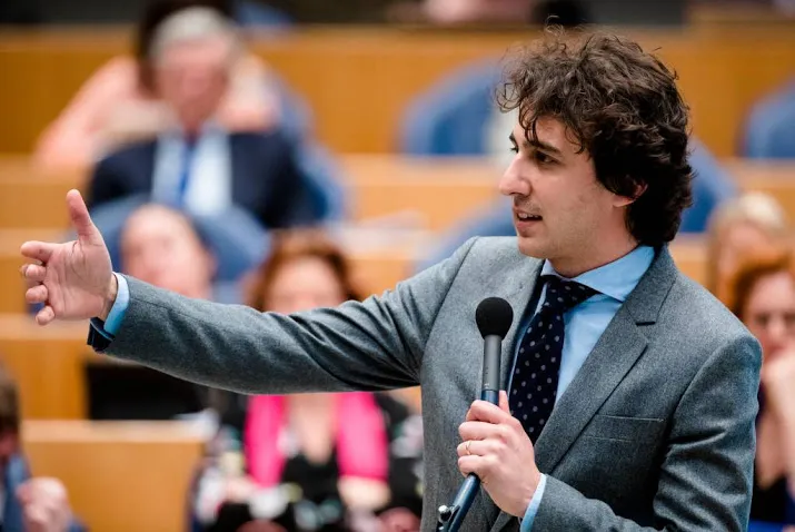 groenlinks wil 2 miljard voor publieke sector