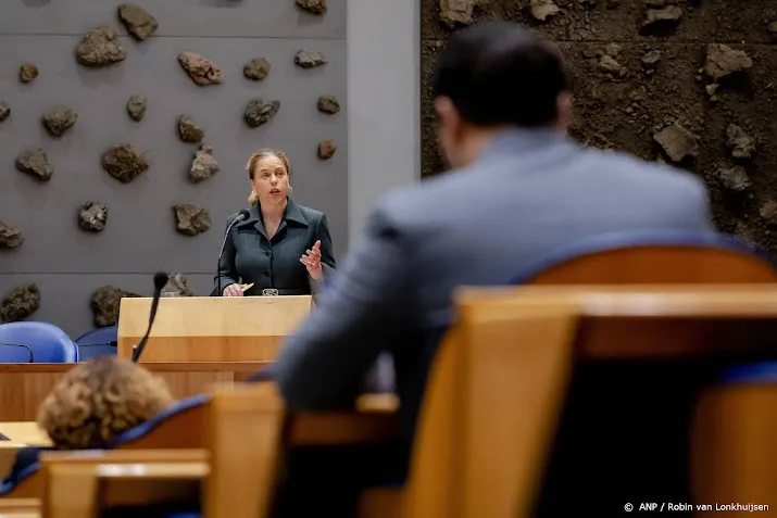 grote gemeenten willen volledige compensatie aow gat surinamers