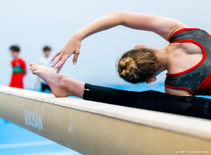 gymnastiekbond legt topsportprogramma vrouwenturnen stil