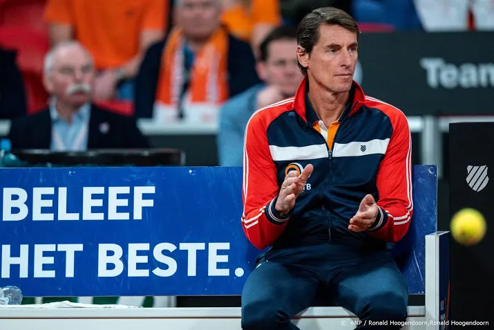 haarhuis stopt als captain van tennissters