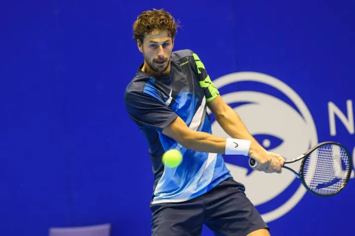 haase struikelt over paire in pune
