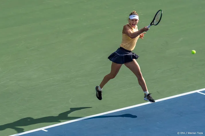 halep verder in cincinnati na moeizaam begin