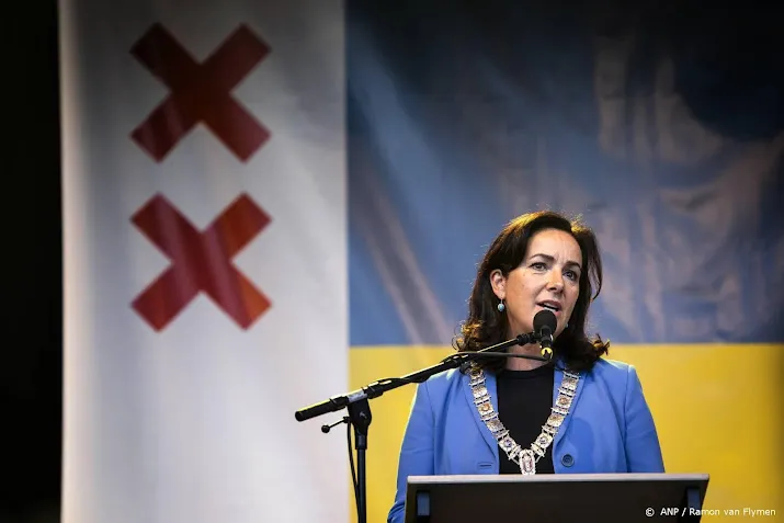 halsema vier voetbal en verziek het niet voor anderen en jezelf