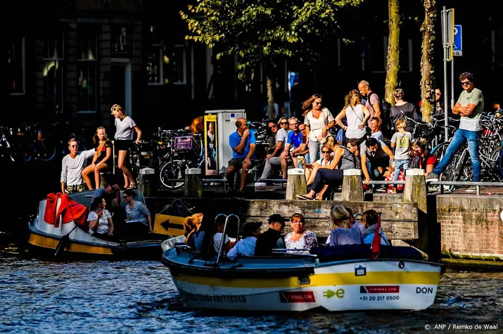 halsema wil geen alcoholverbod op de gracht