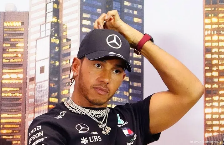 hamilton kritisch op stille collegas in formule 1