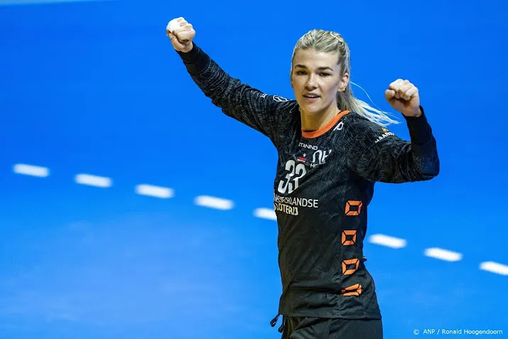 handbalkeepster wester in verwachting van eerste kind