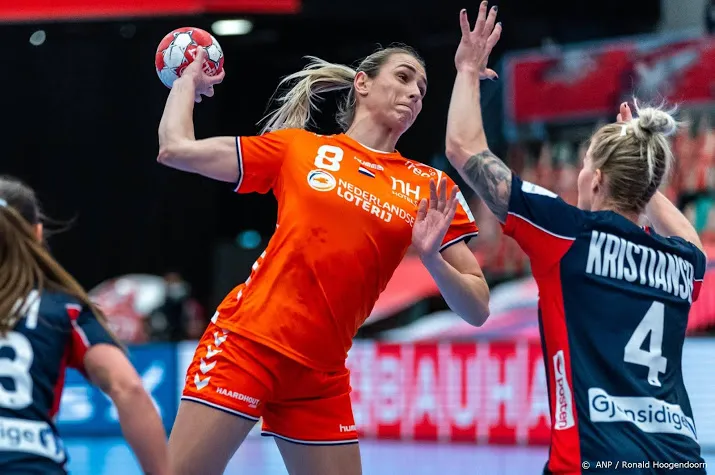 handbalster abbingh liever gewonnen met 700e goal
