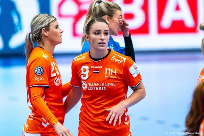 handbalsters verliezen van zweden