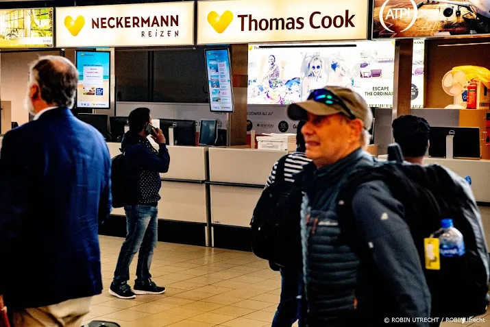handen vol aan britse toeristen thomas cook