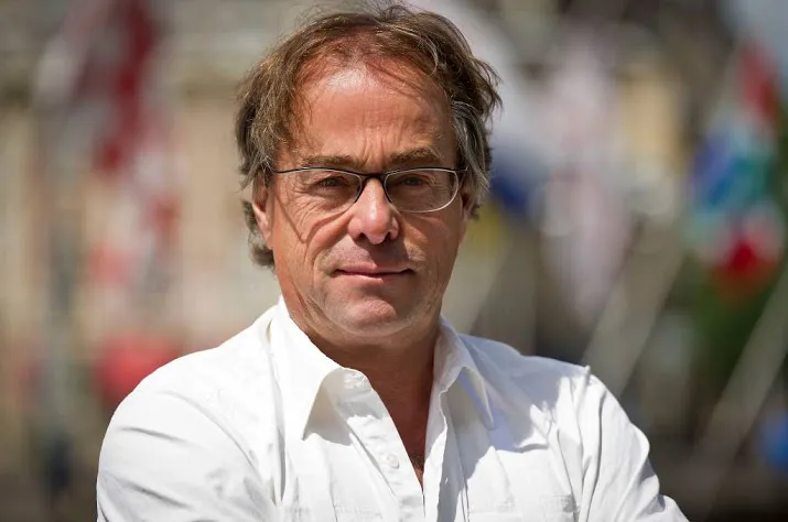 hans laroes weg bij kro ncrv