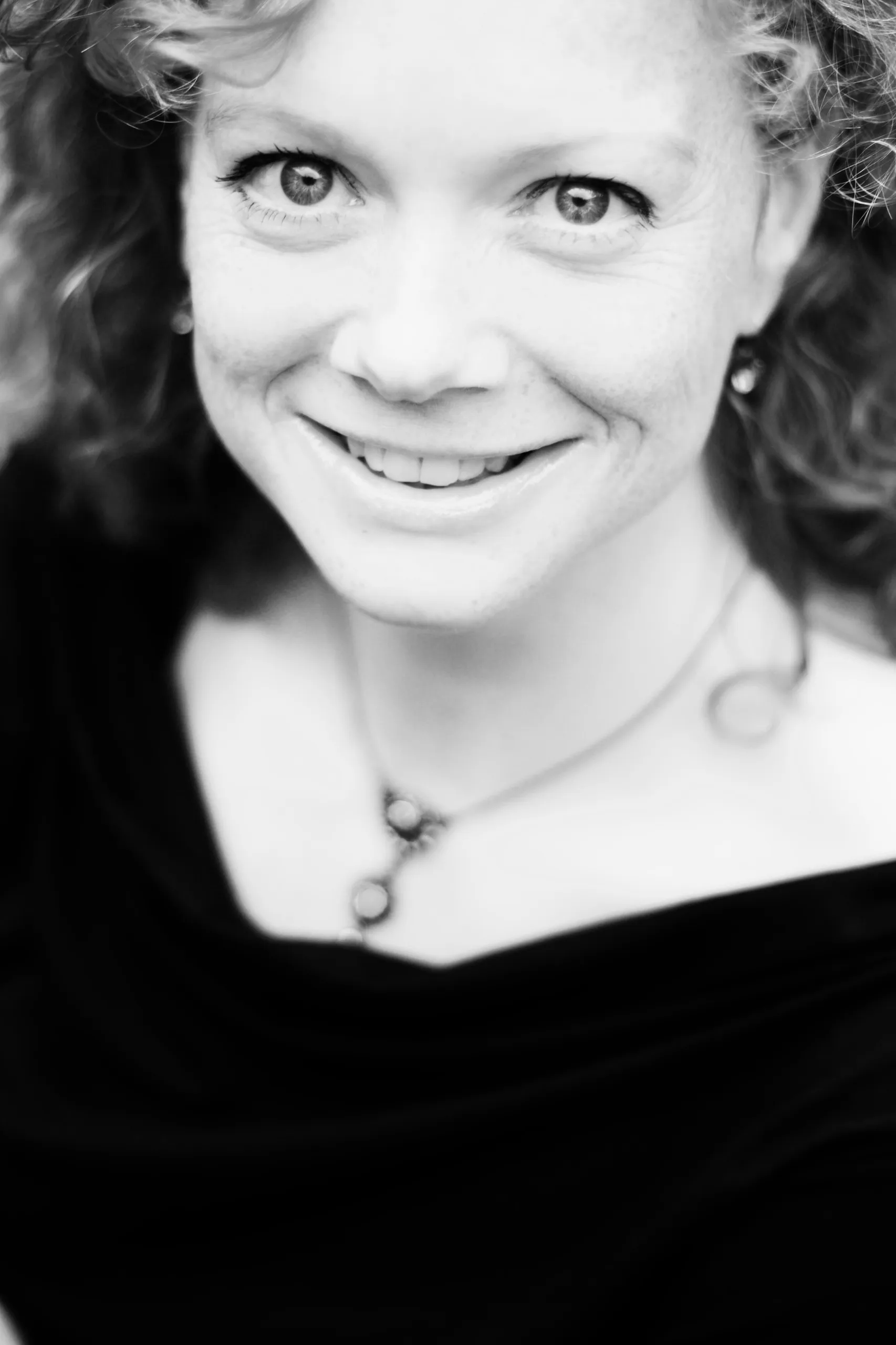 headshot arms crossed bwrwf 1663 version 24