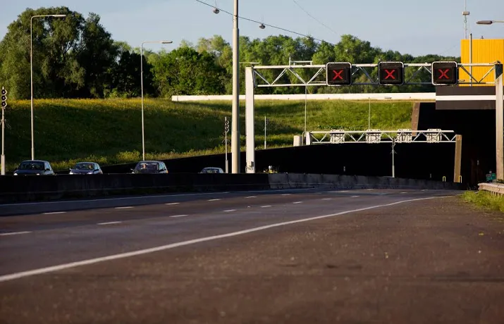 heinenoordtunnel dicht vanwege ongeluk