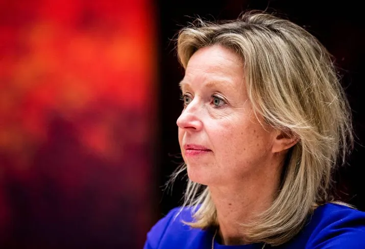 hele oppositie referendum over referendum