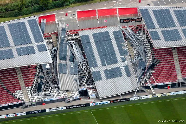 herstel stadion az kost zeker een jaar