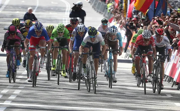 hodeg wint sprint eerste rit in catalonie