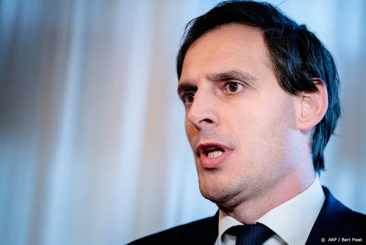 hoekstra geen acute noodzaak voor extra steun aan klm