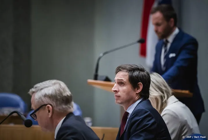 hoekstra kabinet doet alles om achtergebleven afghanen te halen